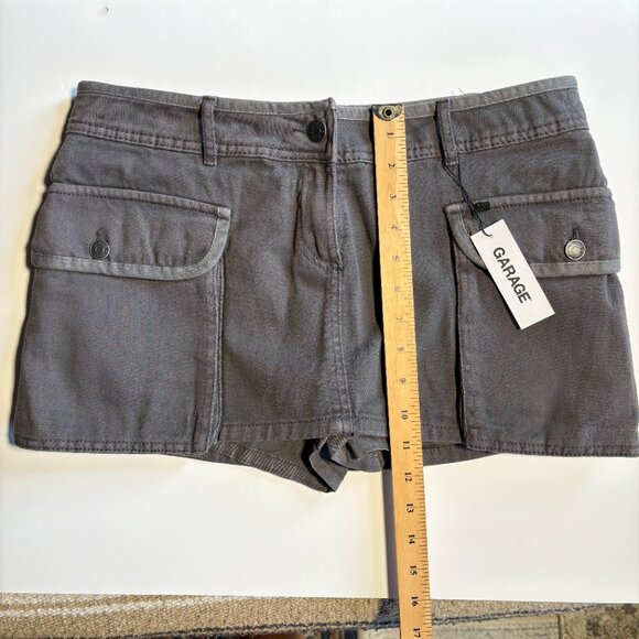 Garage Dark Grey Mini Skort with Pockets and Belt Loops Size Medium - Picture 5 of 6